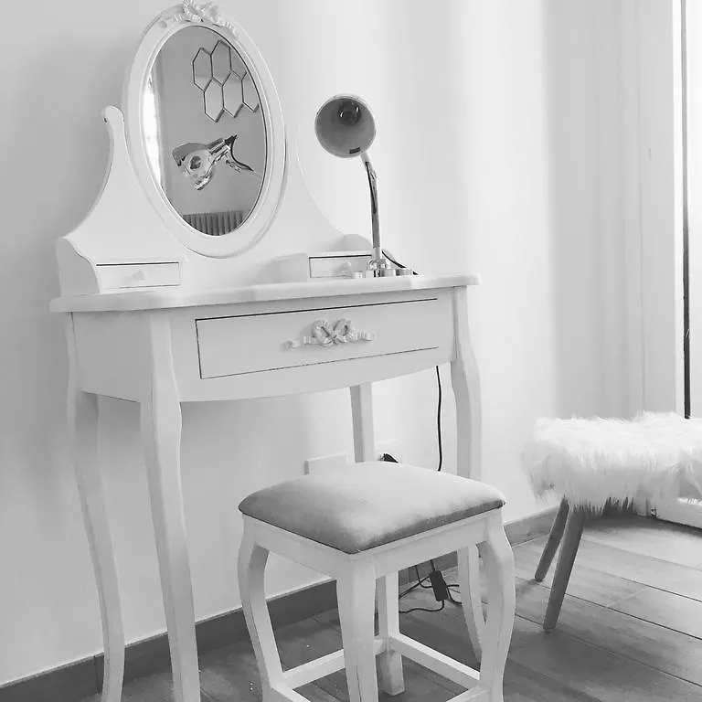La Maison Extravagante Saronno Guest house