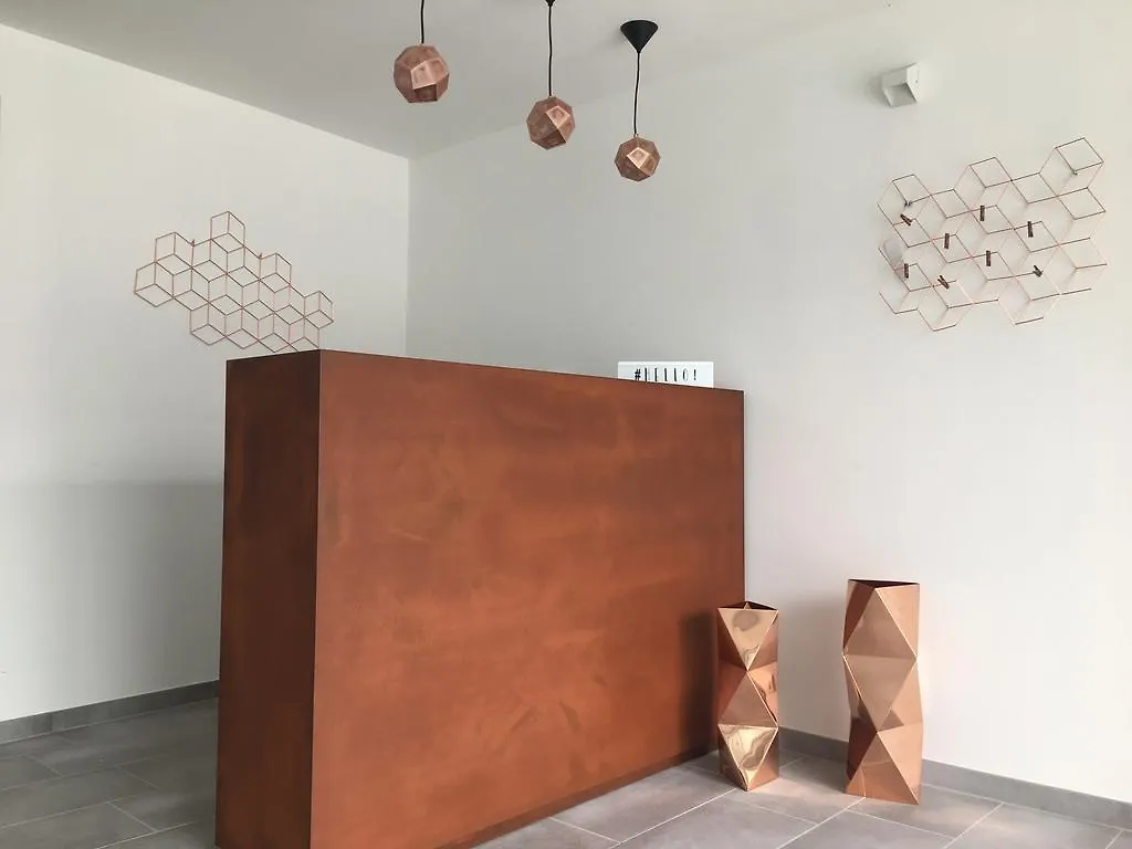 La Maison Extravagante Saronno Italy